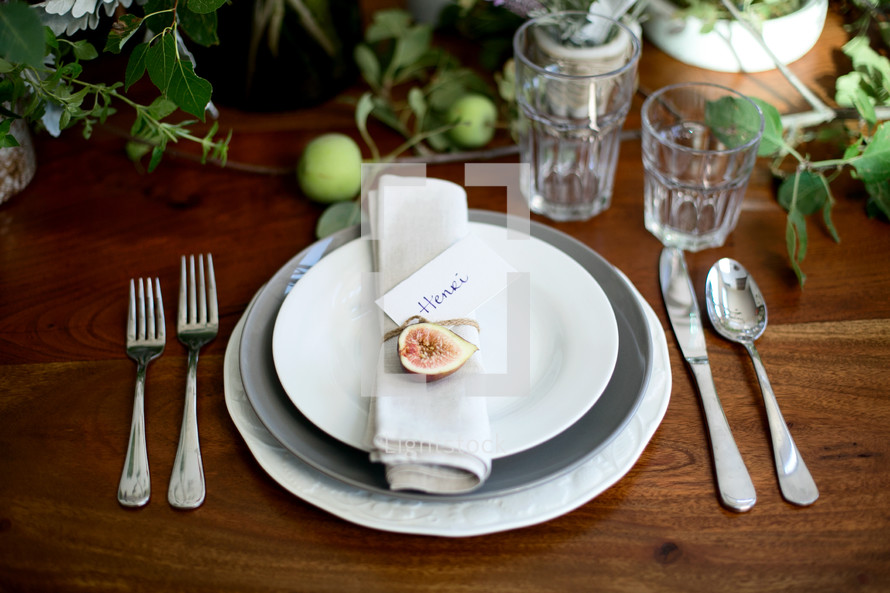 formal  table setting 