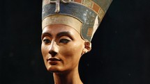 Bust of Nefertiti Head Sculpture