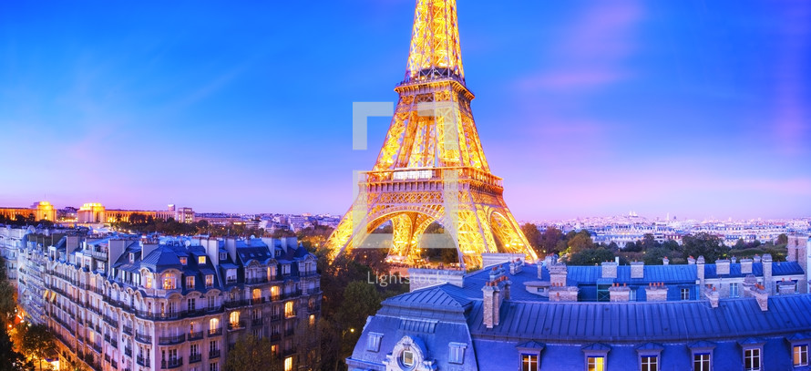Panoramic view of the Eiffel Tower at dusk. Paris, France.- for editorial use only.