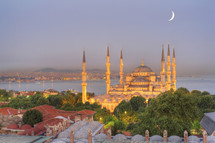 High view of the Blue Mosque (Sultanahmet Camii), Bosporus and asian side skyline, Istanbul, Turkey