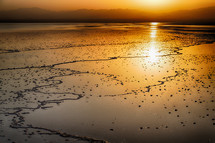 sunset reflecting on the salt lake 