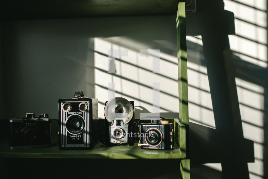 vintage box cameras 