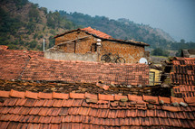 tile roofs in Kumbalgara, India 