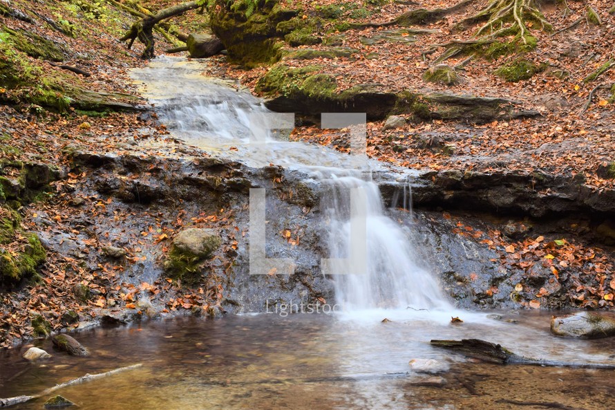 Parfrey's Glen waterfall 