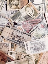 background of international currency
