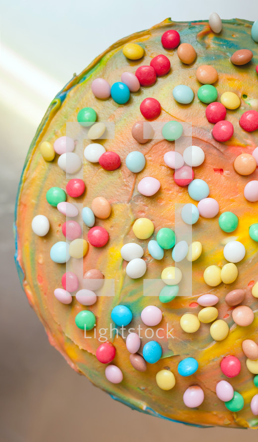 candies on cake 