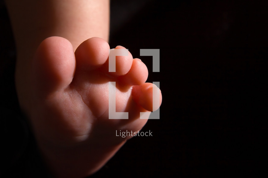 infants foot
