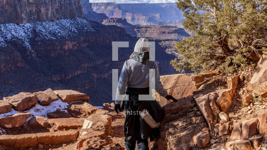 Woman hiking in the Grand Canyon