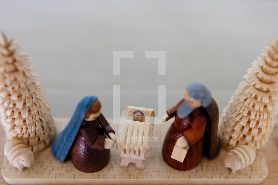 wooden nativity set 