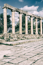 columns at ruins 