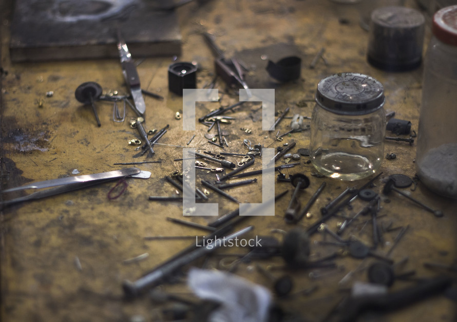 tools used to repair a watch 