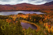 autumn colors around a lake 