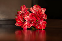 red flower bouquet 