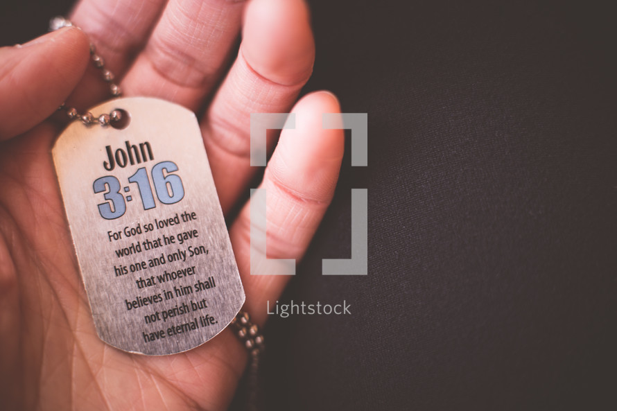 A dog tag with John 3:!6