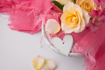 blank heart tag and roses 