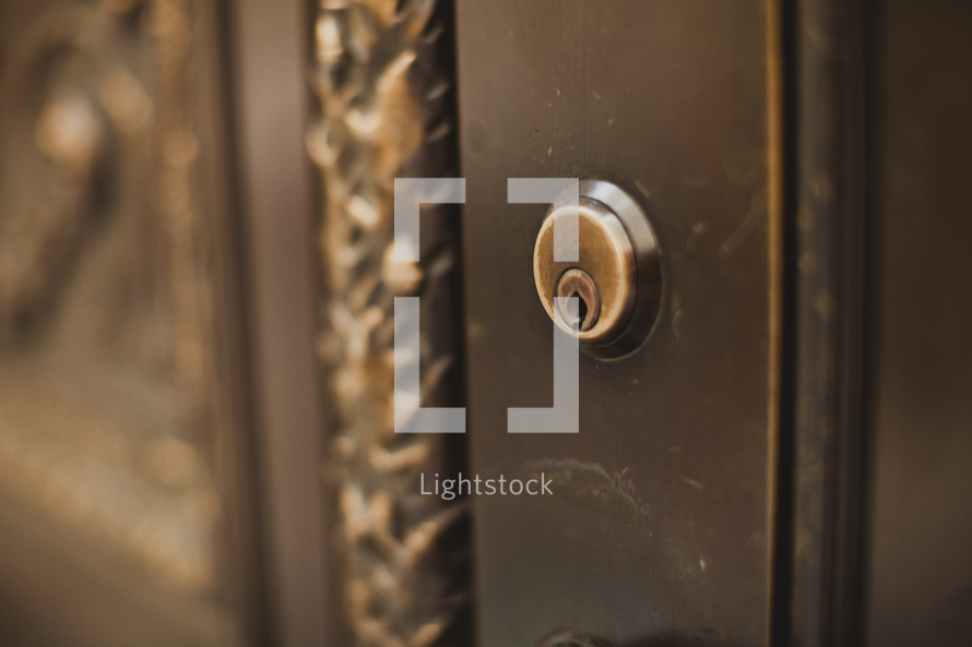 Keyhole on front door