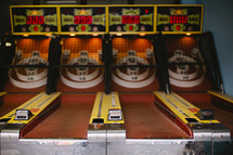 arcade skee ball game